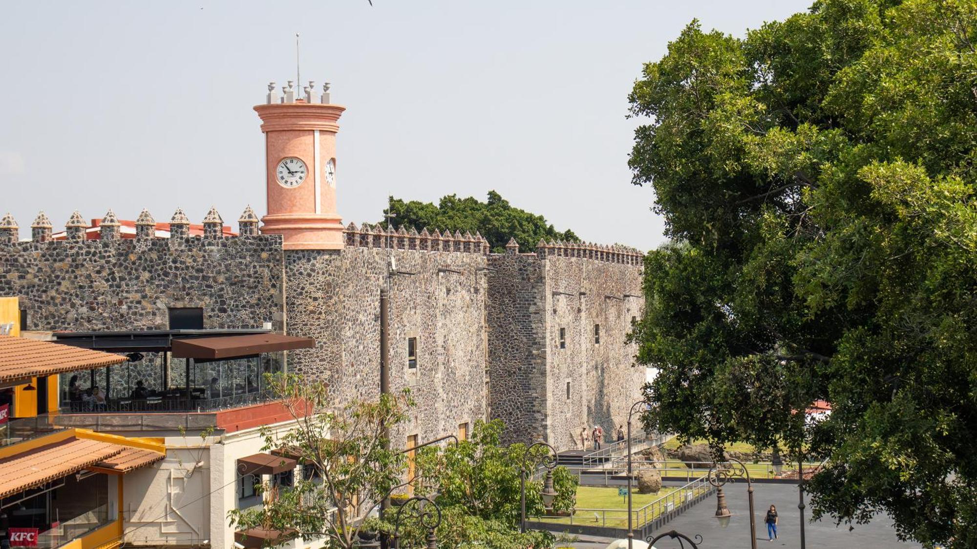 Suites Las Plazas Cuernavaca Exterior foto