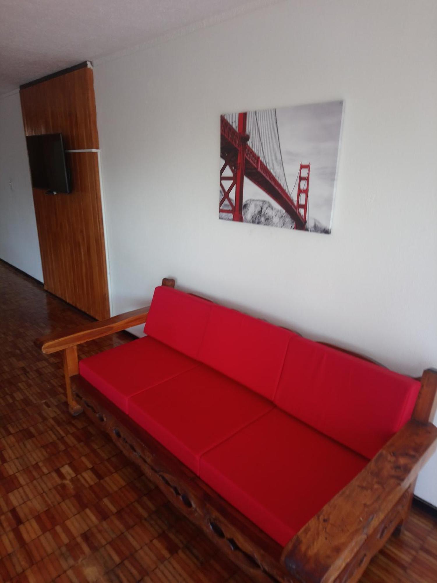 Suites Las Plazas Cuernavaca Quarto foto